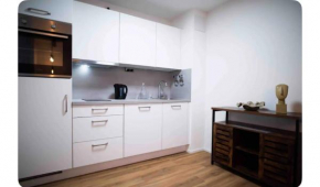 Full Apartment Balkon